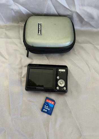 Beden Renk Samsung ES15 10MP, 3x zoom Dijital Fotoğraf Makinesi 1GB Kart
