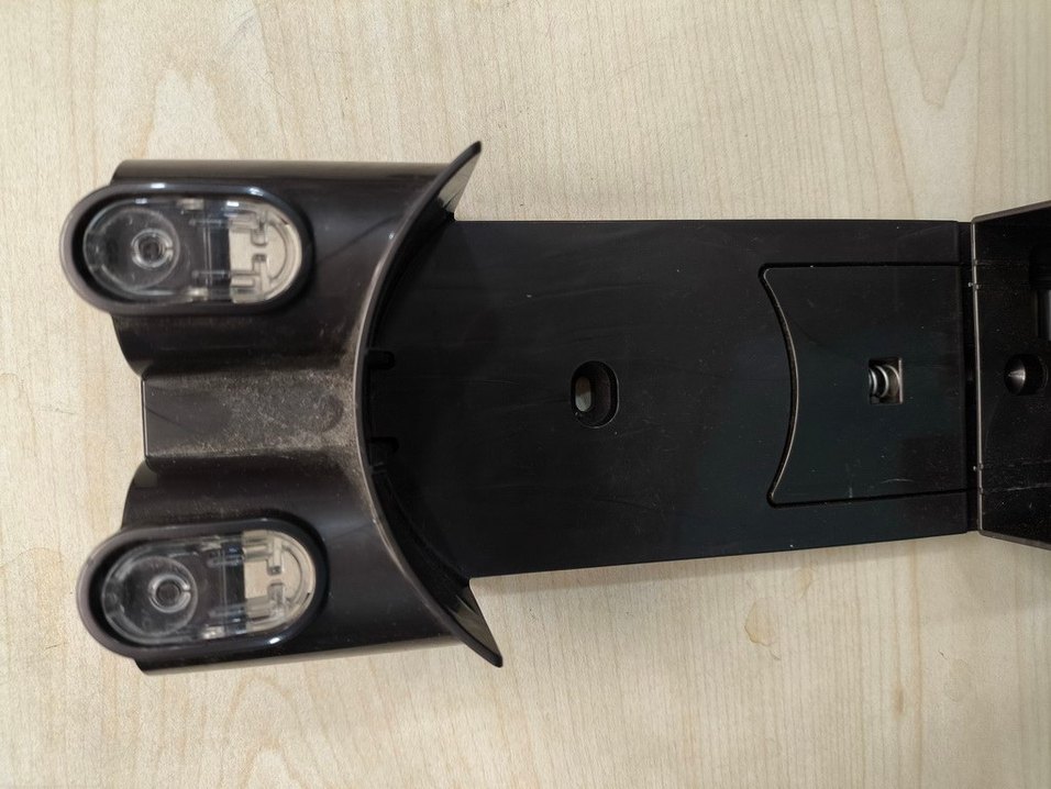 DYSON SARJLI SÜPÜRGE DUVAR ASKI APARATI - Görsel 3