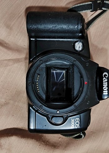 Fotoğraf makinesi CANON EOS 3000 Body - Görsel 5