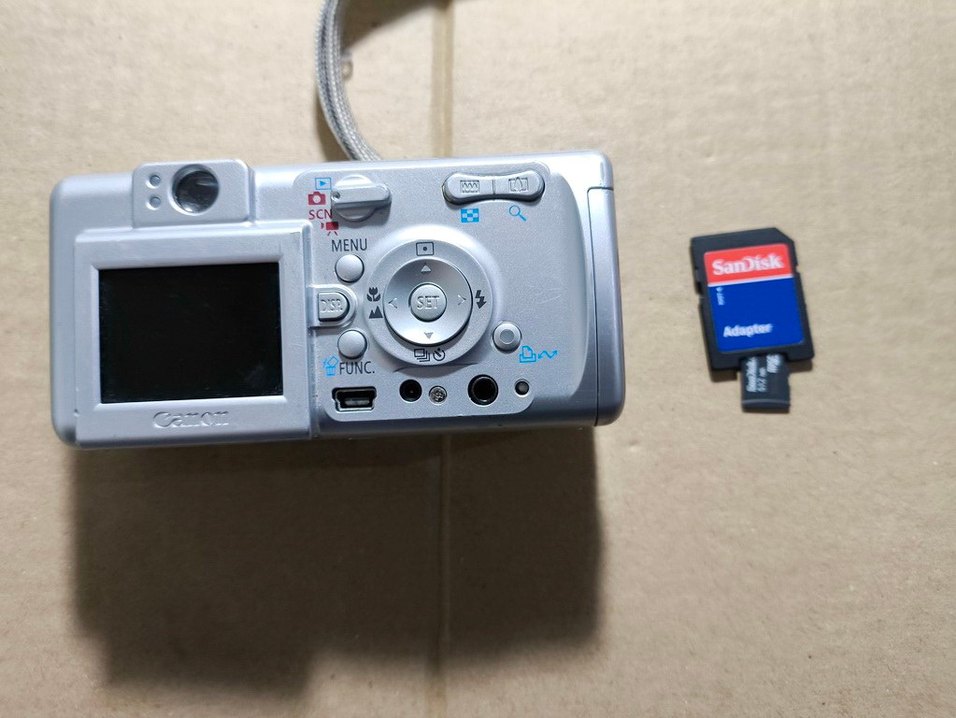 Canon PowerShot A400 3MP Dijital Fotoğraf Makinesi 512mb Kartlı - Görsel 3