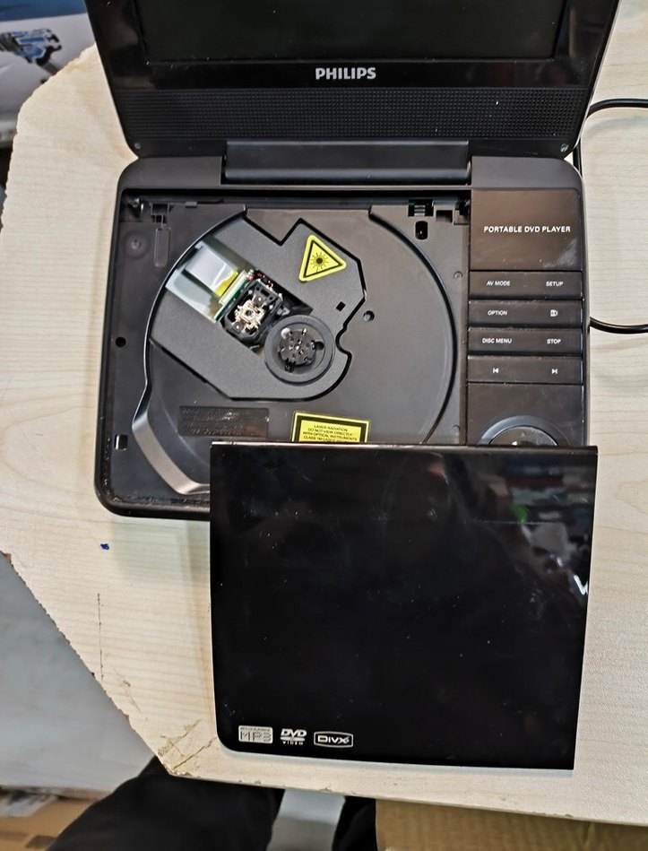 Taşınabilir DVD Player PHİLİPS Marka - Görsel 3