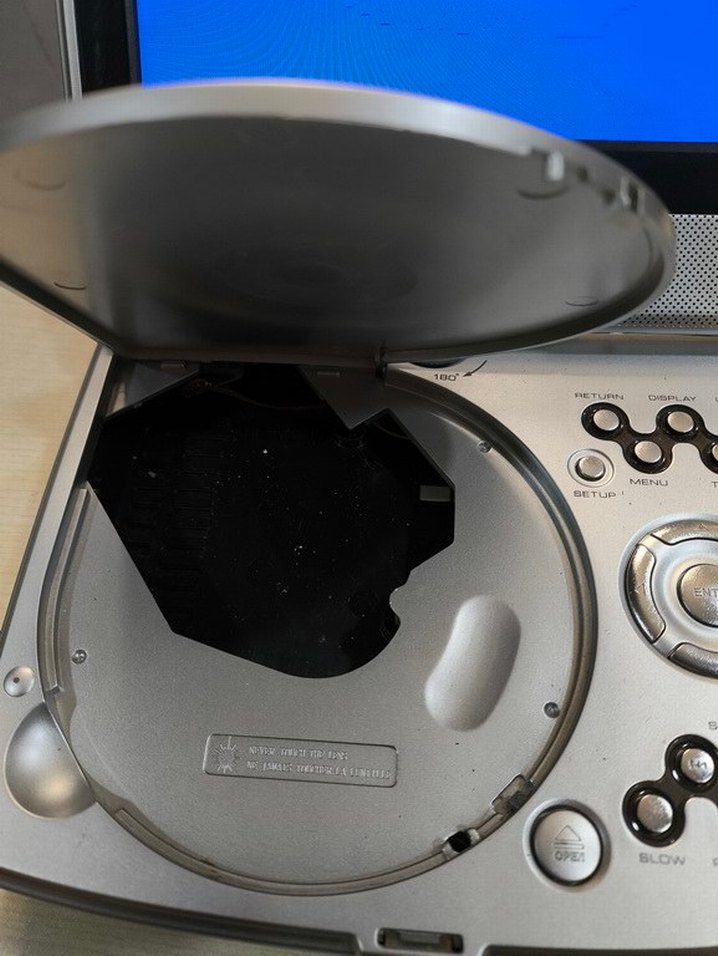 Taşınabilir DVD Player corby DVD okuyucu bölümü yok - Görsel 2