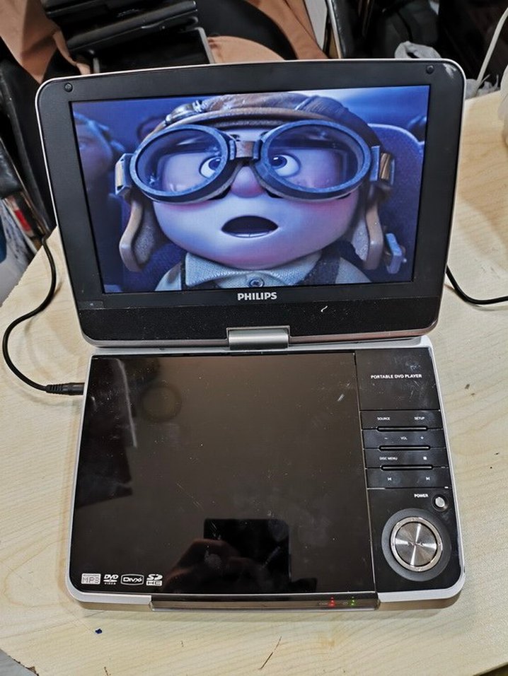 Portatif DVD Oynatıcı PHİLİPS PET94412 - Görsel 3