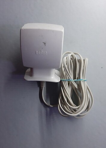 BRAUN ADAPTÖR 12 V