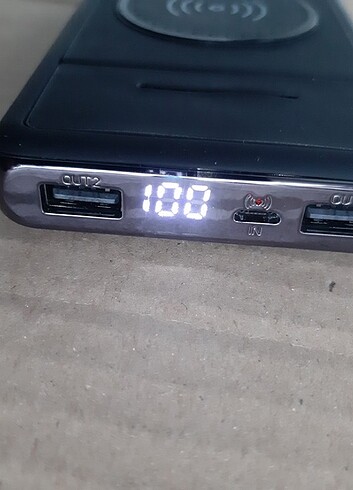 LEDLİ+WİRELESS 10000 MAH POWERBANK
