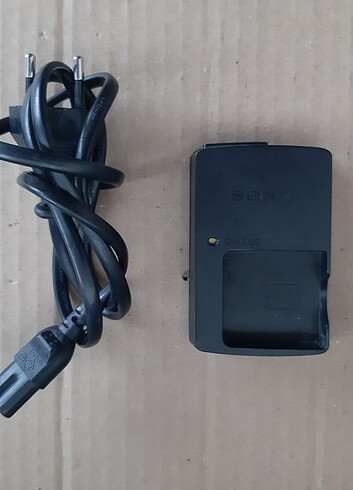 SONY BC-CSGB BATARYA ŞARJ CİHAZI