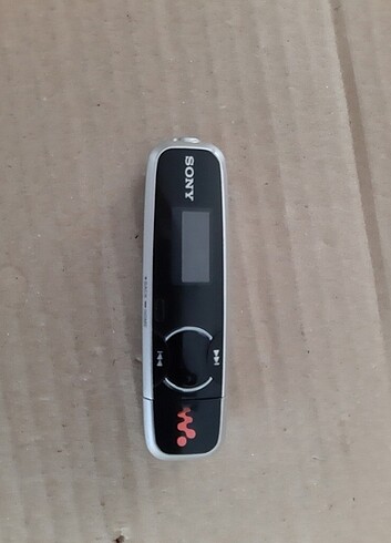 SONY NWZ-B133B 1 GB MP3 PLAYER PİL BİTİK
