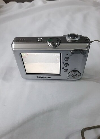 Samsung Digimax S500 5.1MP 3X Zoom fotograf makinesi PİLLİDİR 2G