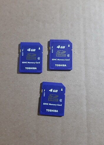 Sd kart Toshiba mavi 4GB 3 adet