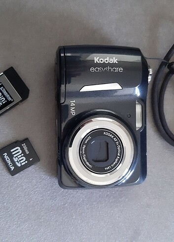 Kodak EasyShare C1530 14MP 3X Zoom Dijital Fotoğraf Makinesi 256