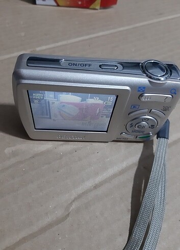Pentax Optio E70 10MP 3X Zoom Dijital Fotoğraf Makinesi 1GB Kart