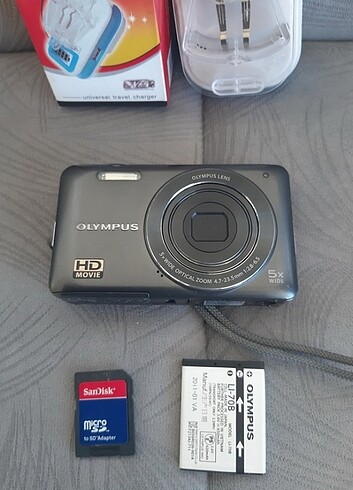 Olympus VG-120 14MP 5X Zoom 3 LCD Dijital Fotoğraf Makinesi 2GB 