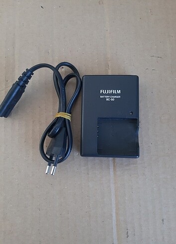 Fujifilm BC-50 Şarj Cihazı NP-50 Pil için