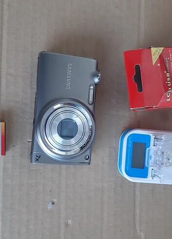 Samsung ST5000 14,2MP 7X Zoom Dijital Fotoğraf Makinesi 2GB Kart