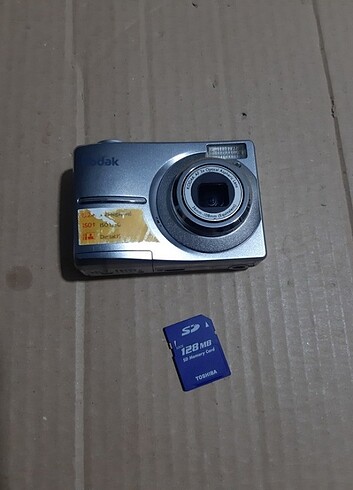 Kodak Easyshare C813 8.2 MP 3x zoom Fotoğraf Makinesi PİLLİDİR 1