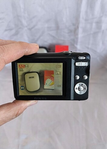 Fujifilm FinePix JV310 14MP 3X Zoom 2,7 LCD Dijital Fotoğraf M