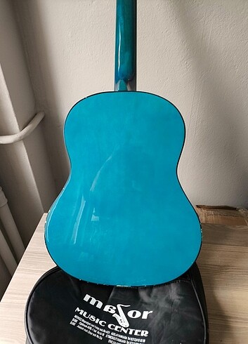 Klasik Gitar Mandikian c941