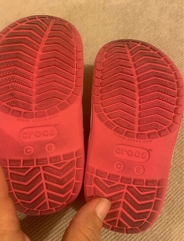 22 Beden pembe Renk Crocs terlik