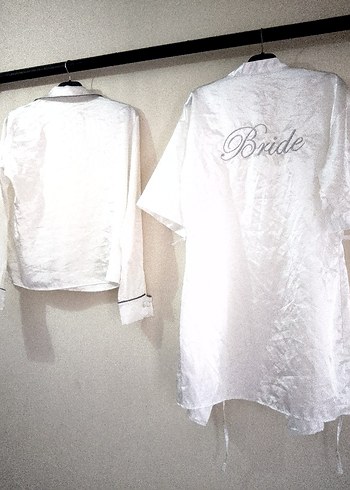 Parlak Beyaz Kadın Midi Boy Uzun Kollu Sabahlık - Görsel 4