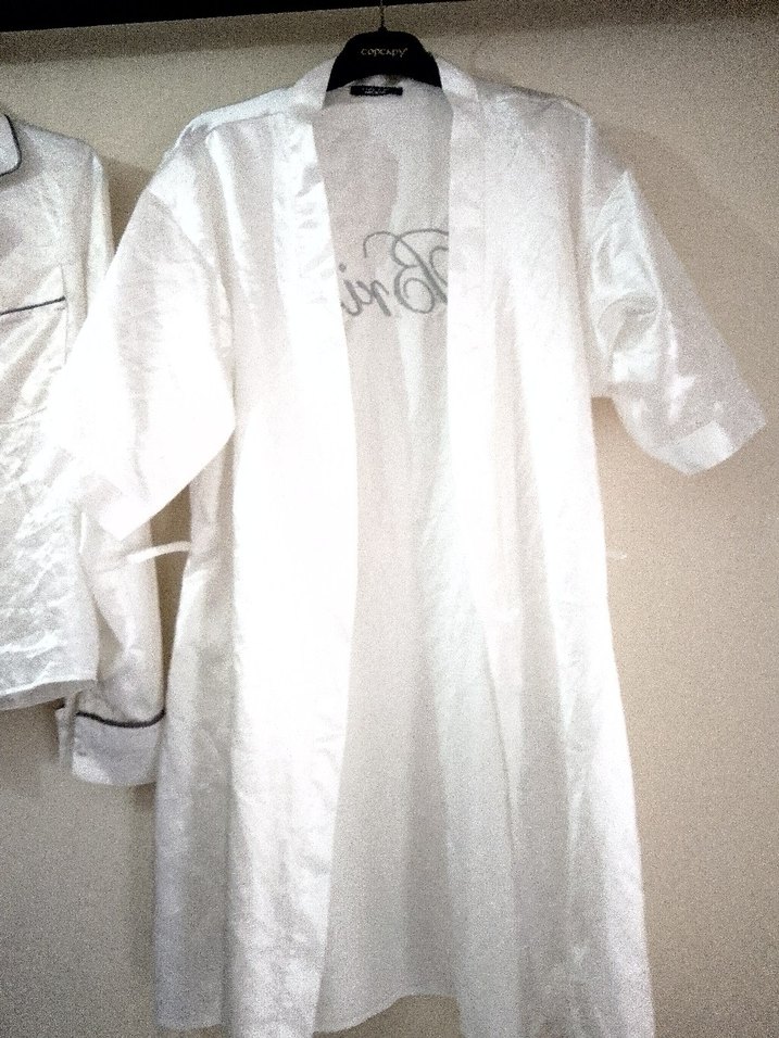 Parlak Beyaz Kadın Midi Boy Uzun Kollu Sabahlık - Görsel 3