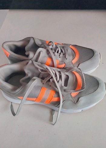 Gri Turuncu Bağcıklı Kadın Spor Ayakkabı