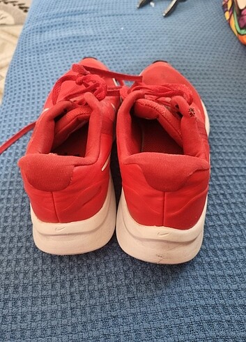 35 Beden kırmızı Renk Nike unisex sneker