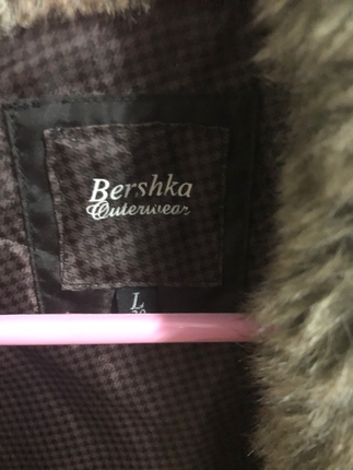 Bershka Tüylü yelek 