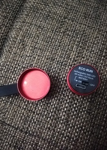 Kırmızı Mıknatıslı Kapı Lambası - Görsel 3