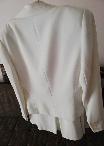 Düğmeli Beyaz Mini Kadın Takım Elbise - Görsel 19