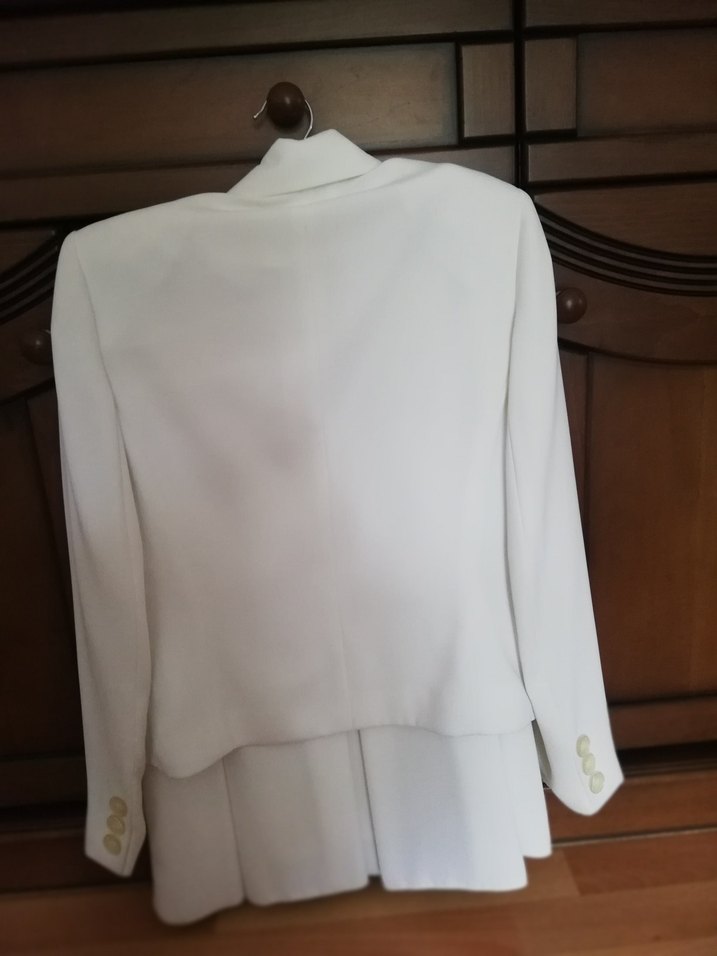 Düğmeli Beyaz Mini Kadın Takım Elbise - Görsel 4