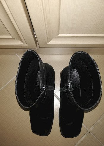 Siyah Deri Gotik Kadın Botları - Görsel 8