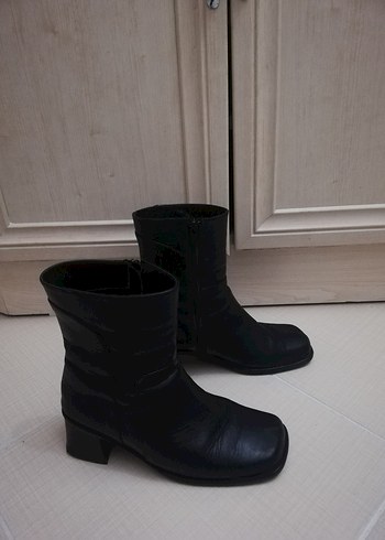 Siyah Deri Gotik Kadın Botları - Görsel 7