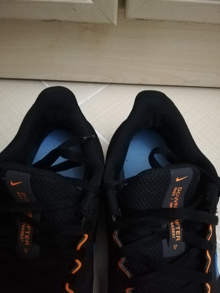 Nike spor ayakkabı - Görsel 3