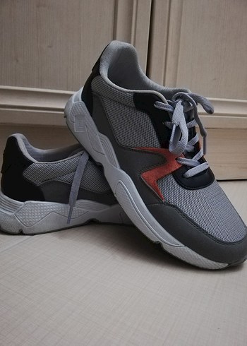 Spor ayakkabı - Görsel 2