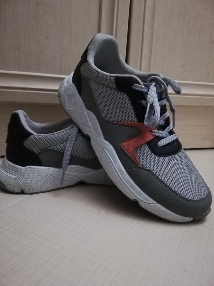 Spor ayakkabı - Görsel 2