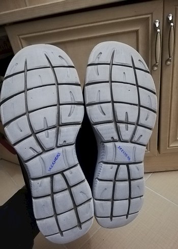 Skechers spor ayakkabı - Görsel 12