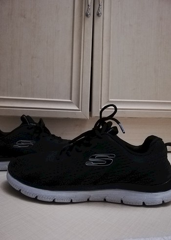 Skechers spor ayakkabı - Görsel 4