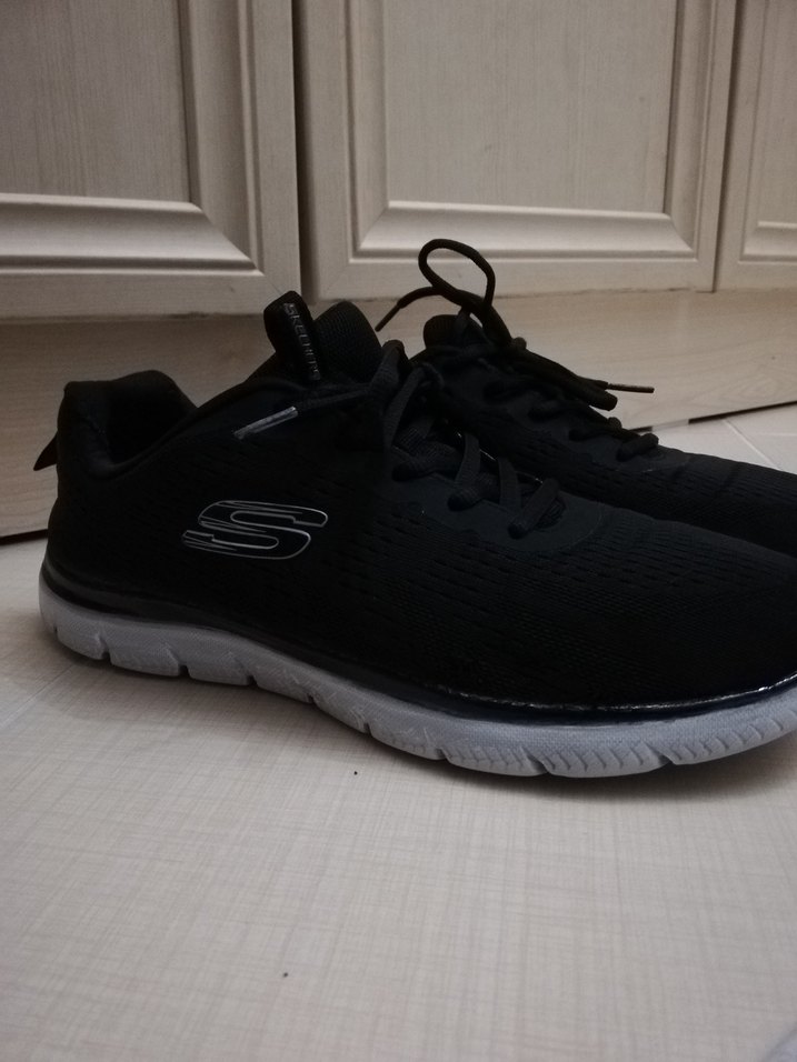Skechers spor ayakkabı - Görsel 2