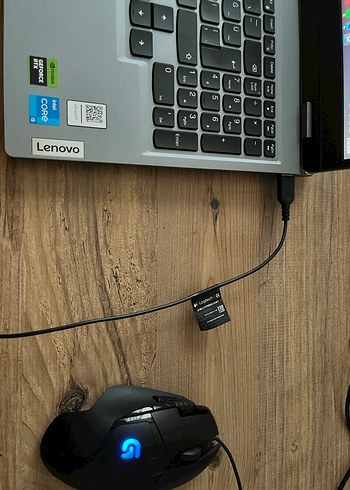 Lenovo LOQ 15.6" Core i5 8GB RAM 512GB SSD RTX4050 - Görsel 3