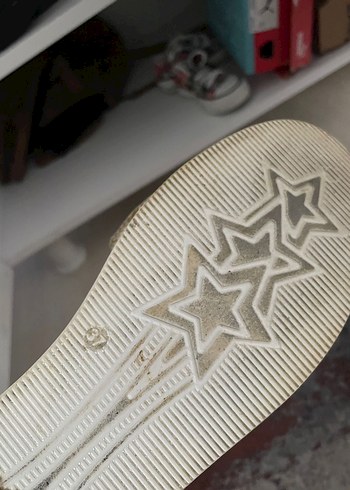 Beyaz Nakışlı ve Boncuk Detaylı Ayakkabı - Görsel 6