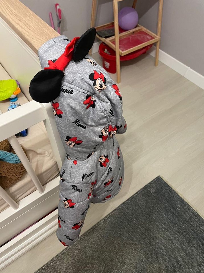 Kız Çocuk Gri Minnie Mouse Kapüşonlu Mont - Görsel 4