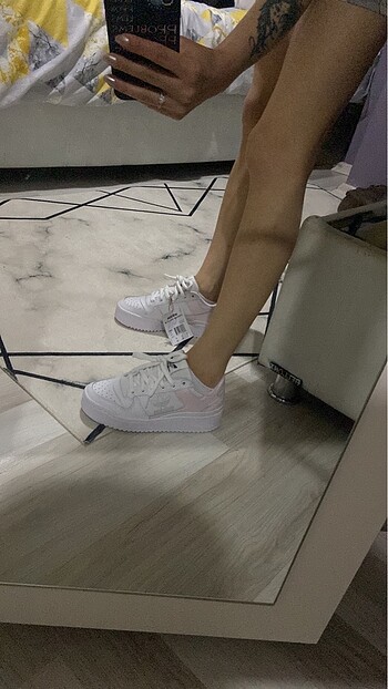 Adidas 3 kere giyildi