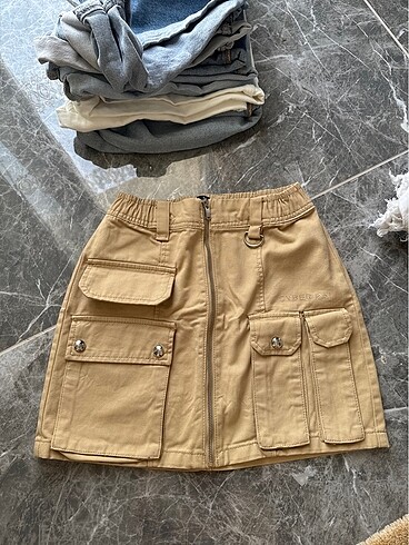 BERSHKA kargo etek