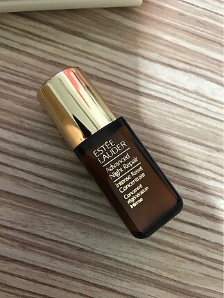 Estee Lauder Serum