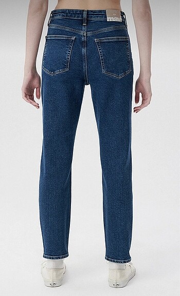28 Beden Mavi Mom Jean