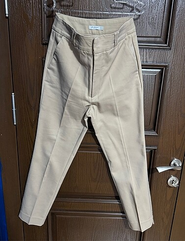 Stradivarius Kumaş Pantolon