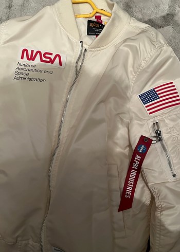 Beyaz NASA Baskılı Fermuarlı alpha mont ceket - Görsel 2