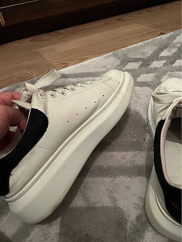 41 Beden beyaz Renk Alexander McQueen sneakers