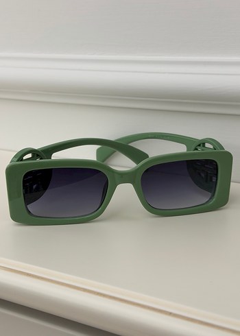 Yeşil Minimalist Dikdörtgen Gözlük - Görsel 4