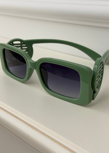 Yeşil Minimalist Dikdörtgen Gözlük - Görsel 2